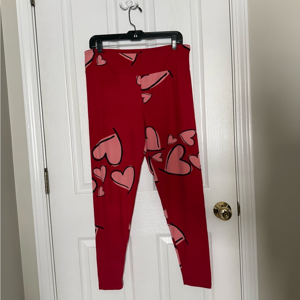 LuLaRoe Red & Pink Heart Leggings - OS Tall & Curvy